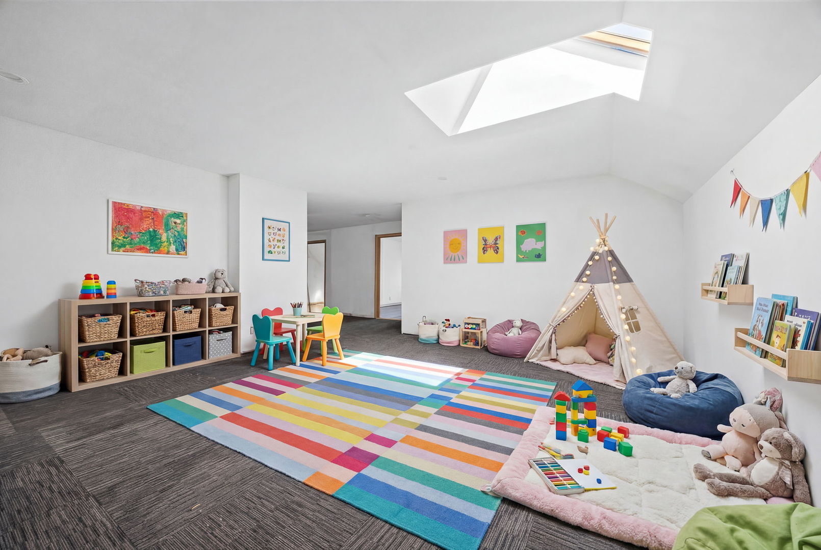 10225 S 81st Court, Palos Hills, IL 60465