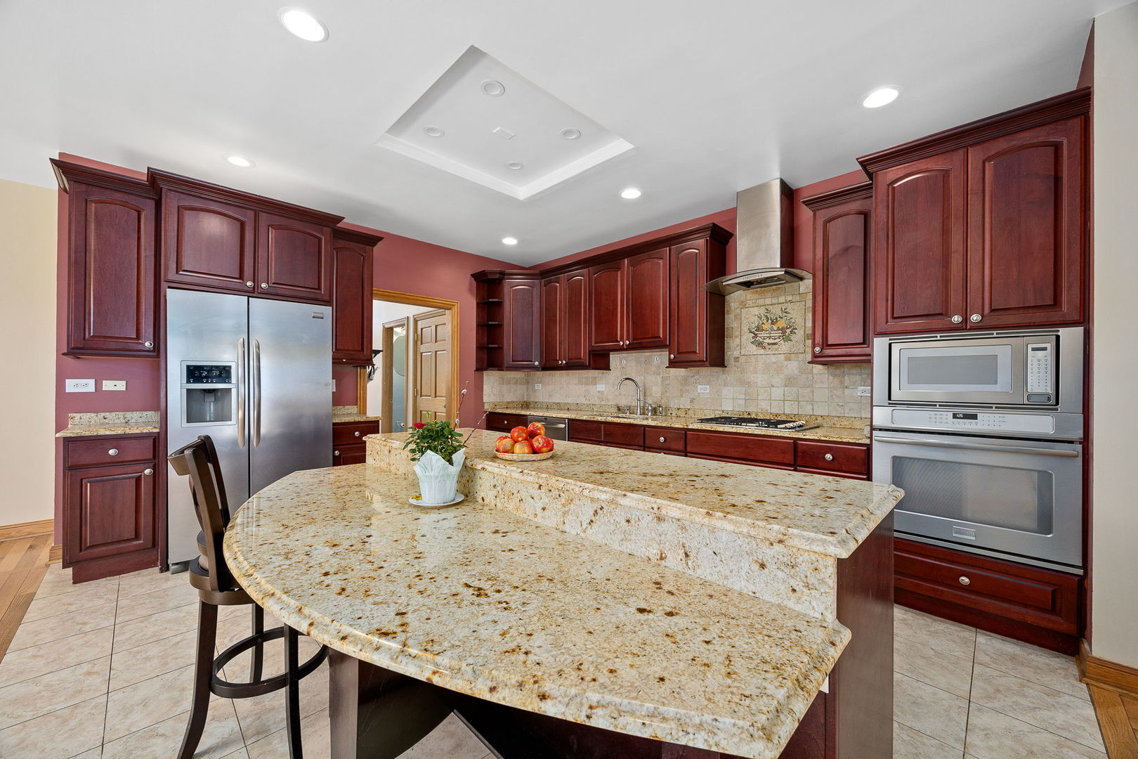 10225 S 81st Court, Palos Hills, IL 60465