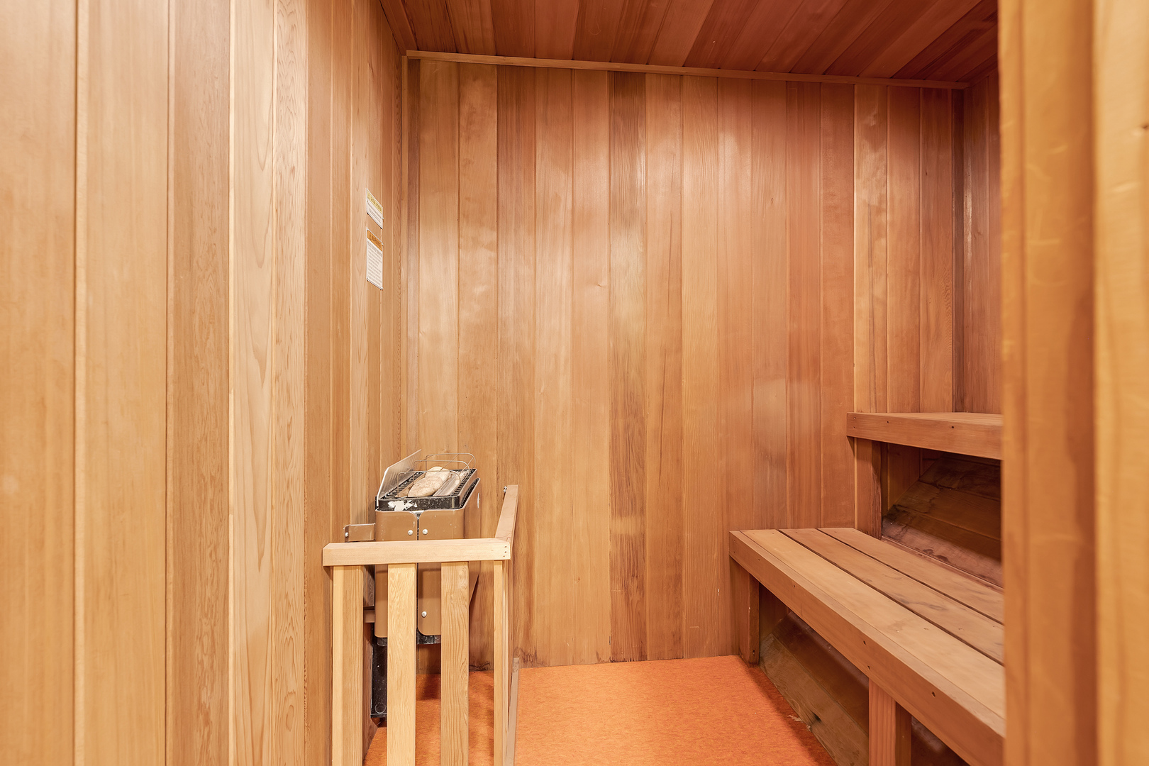 9240 Gross Point Road #410, Skokie, IL 60077