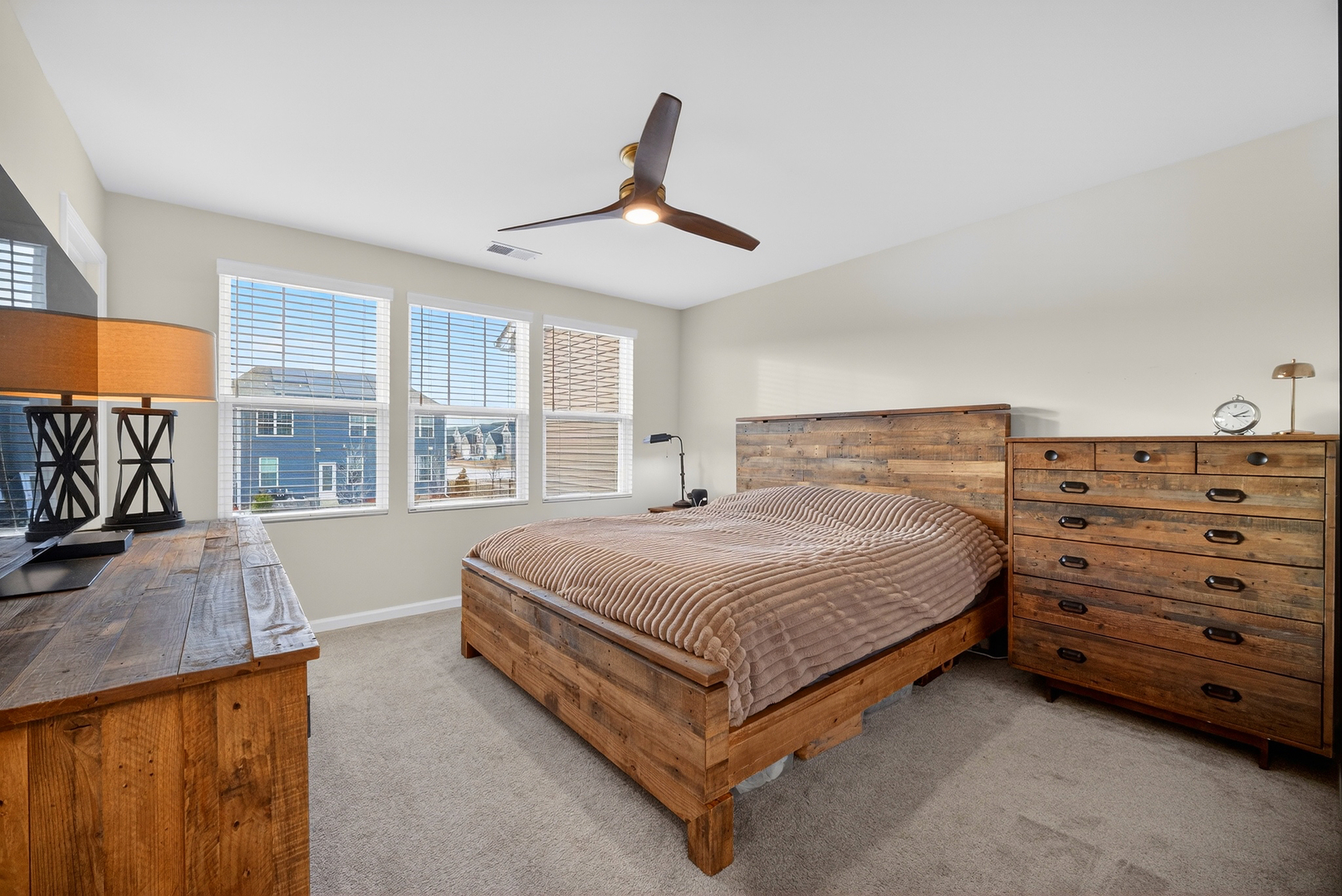 12740 S Nicholas Drive, Plainfield, IL 60585