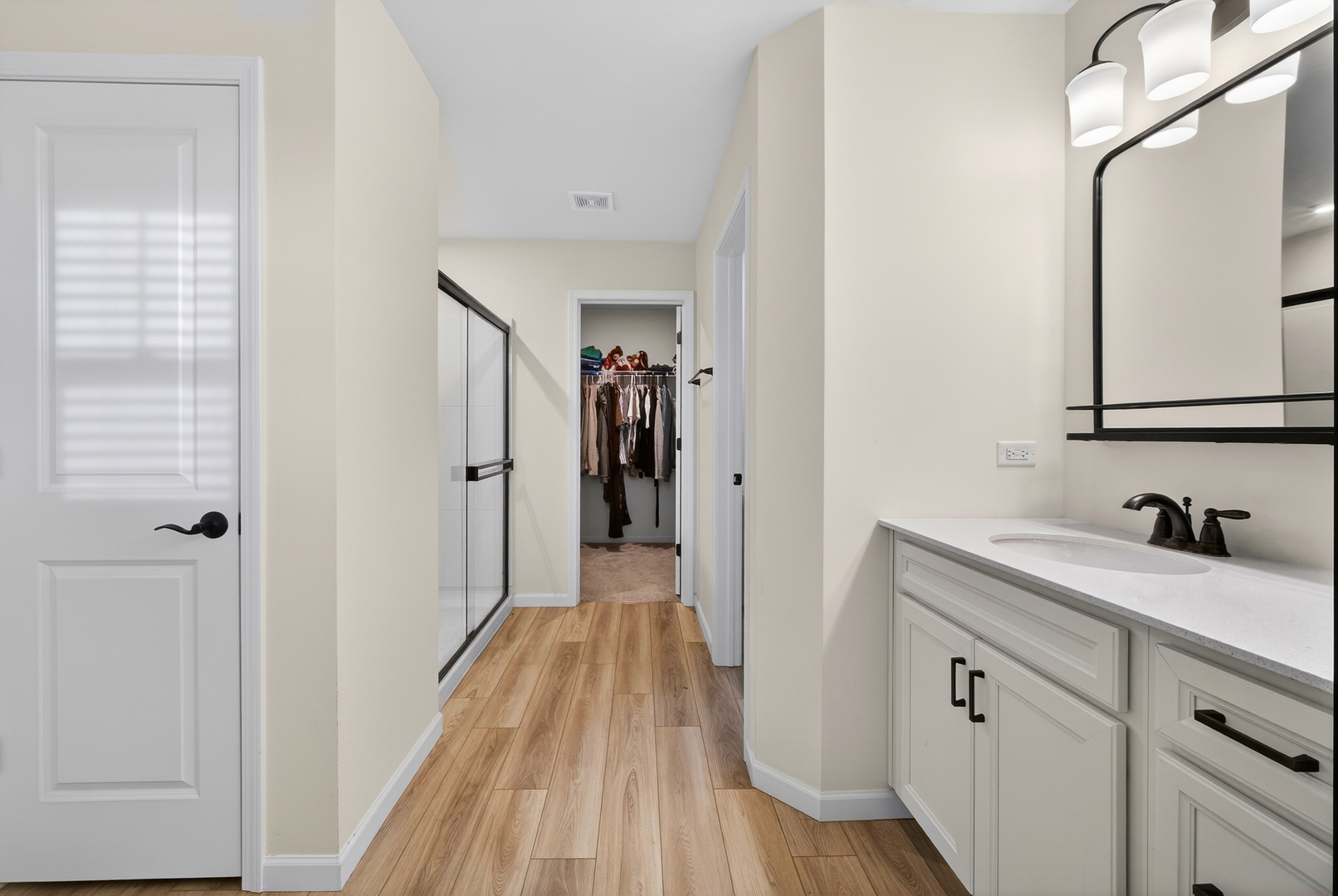 12740 S Nicholas Drive, Plainfield, IL 60585