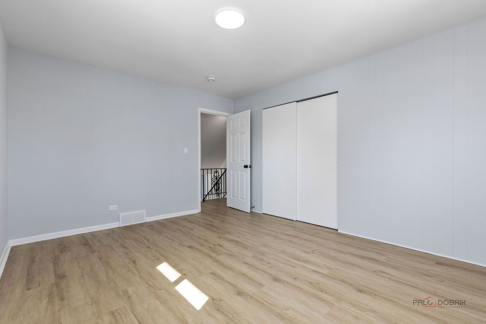 1455 Erie Street, Elgin, IL 60123