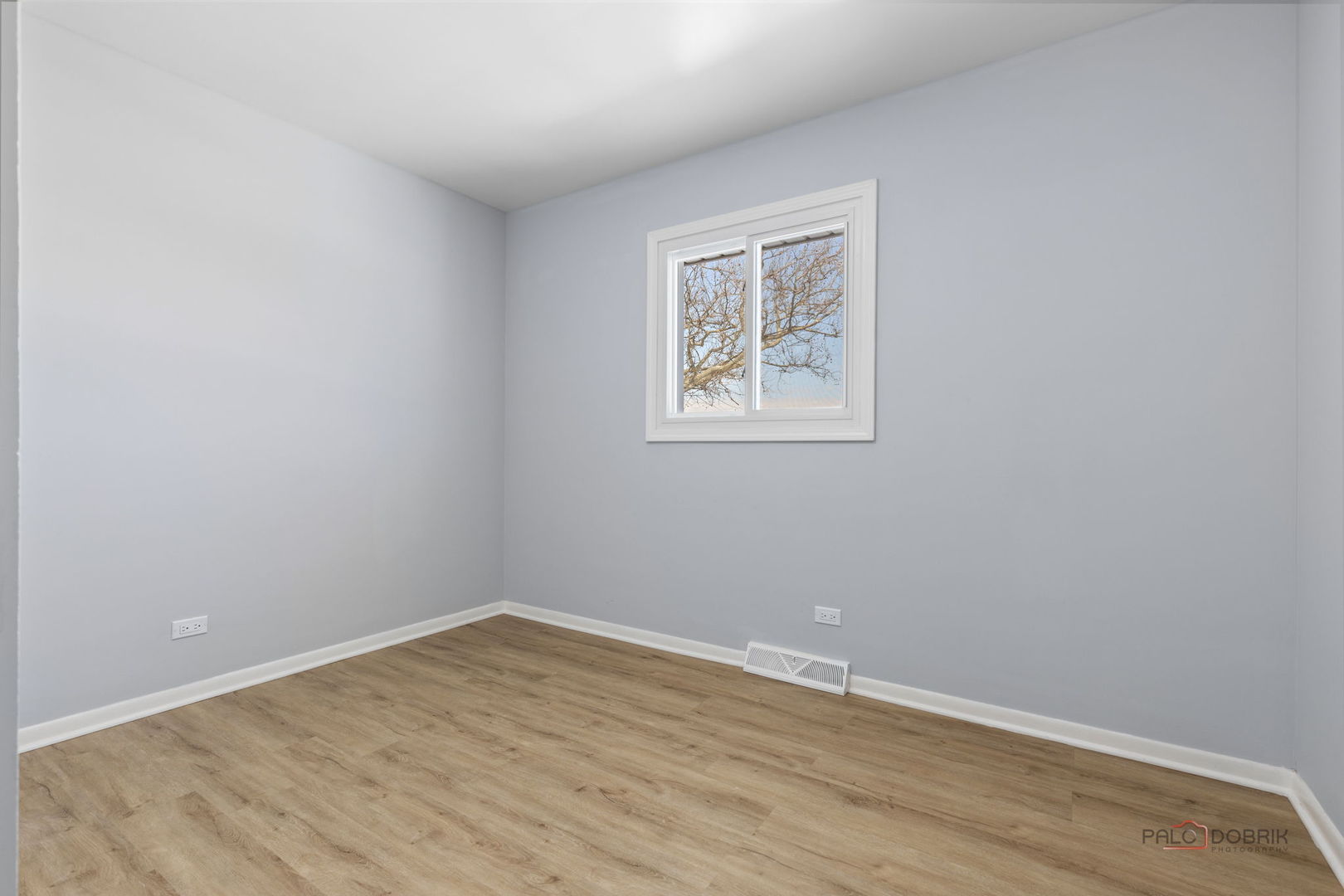 1455 Erie Street, Elgin, IL 60123