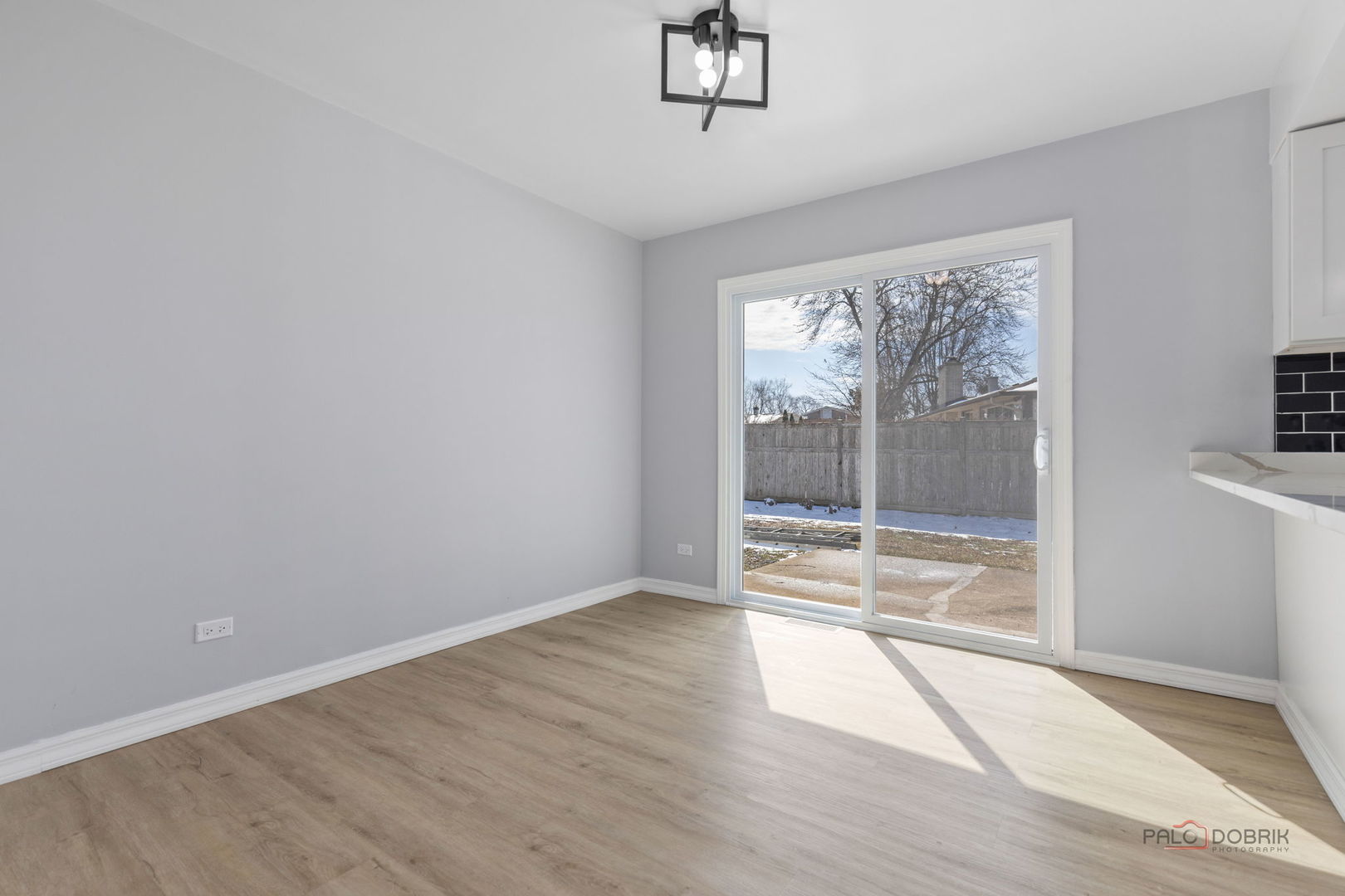 1455 Erie Street, Elgin, IL 60123