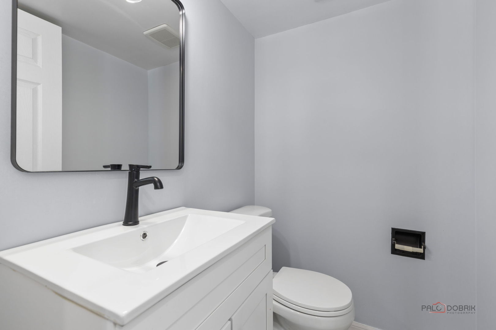 1455 Erie Street, Elgin, IL 60123