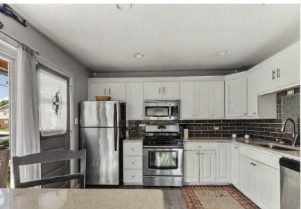 291 E Wilson Street, Elmhurst, IL 60126