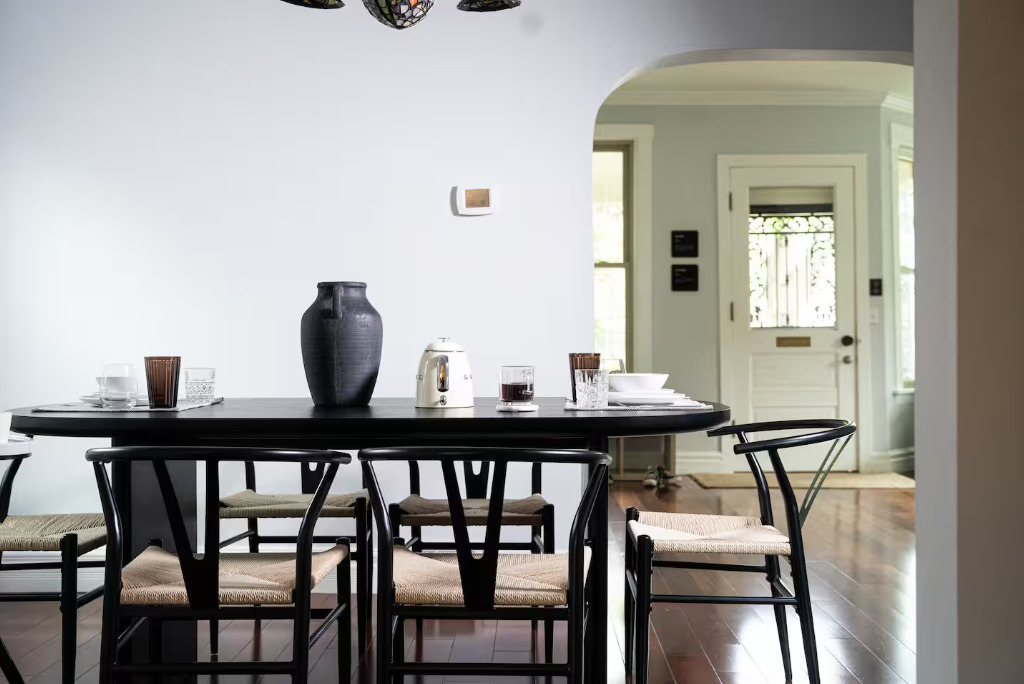 812 Augusta Street, Oak Park, IL 60302