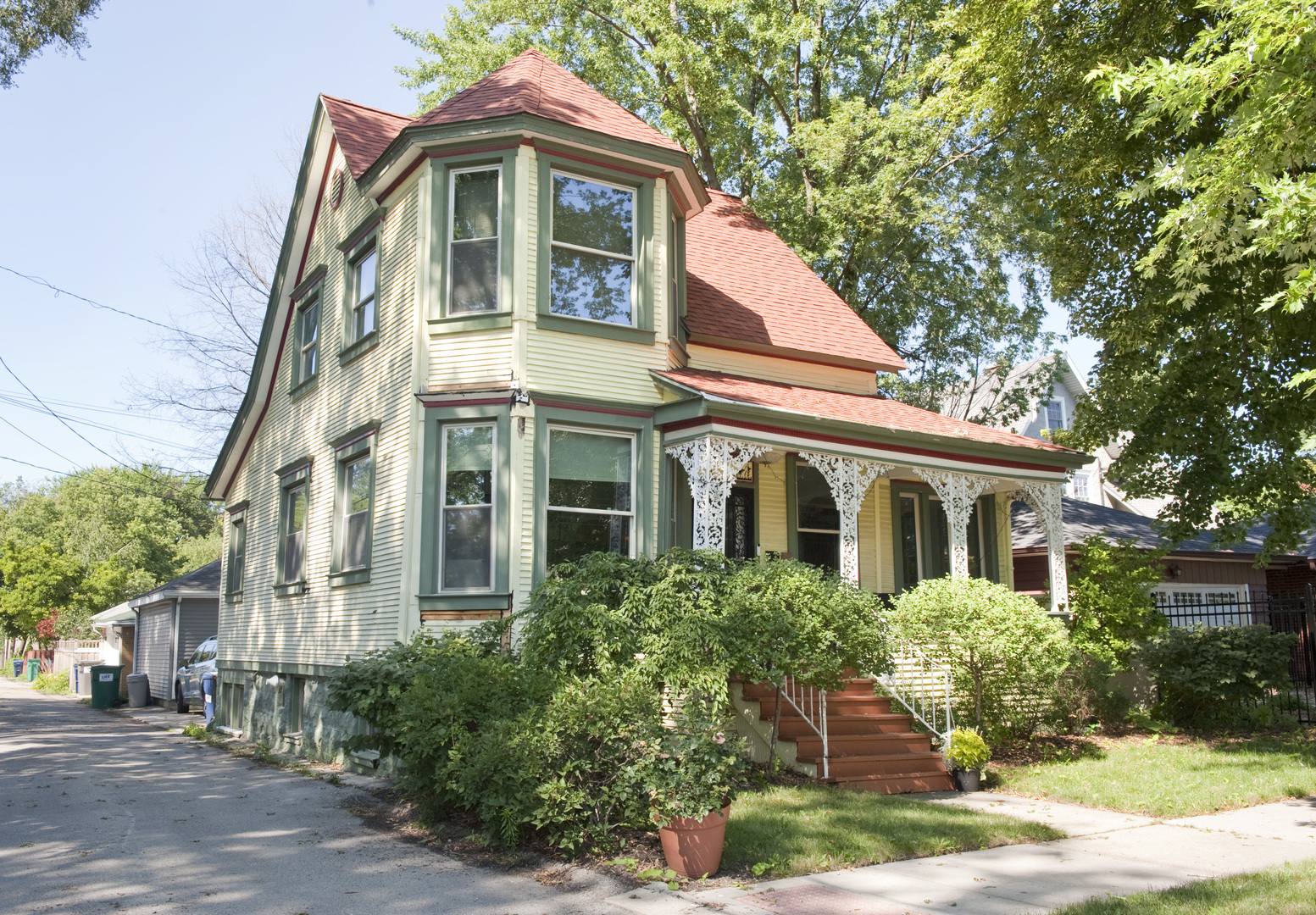 812 Augusta Street, Oak Park, IL 60302