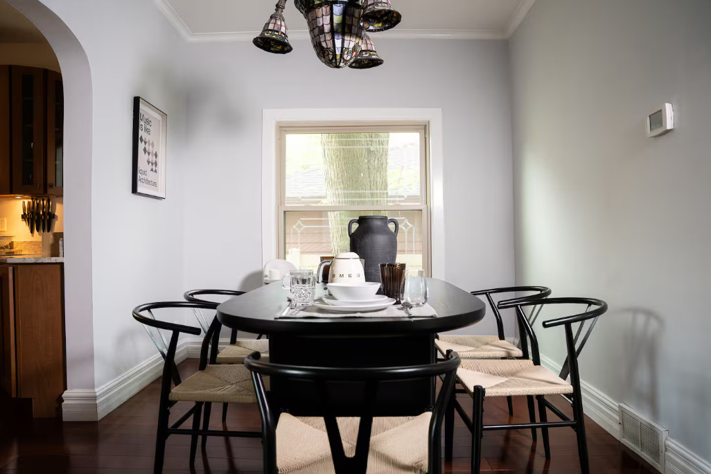 812 Augusta Street, Oak Park, IL 60302