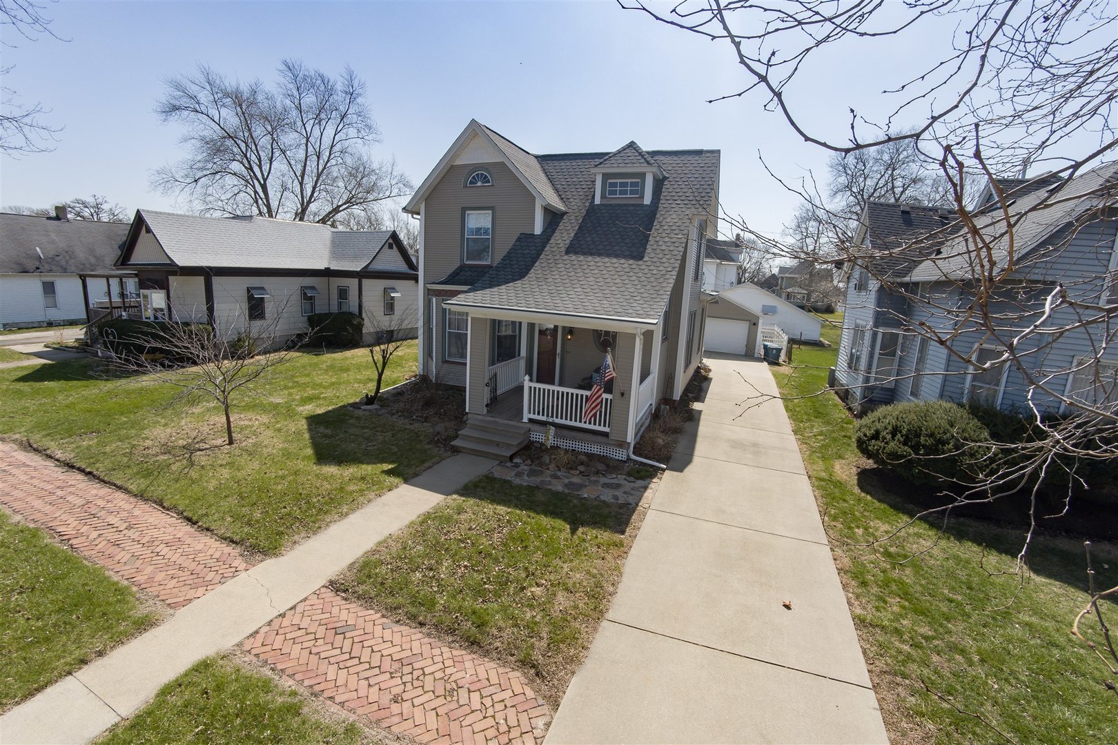 616 E Madison Street, Pontiac, IL 61764