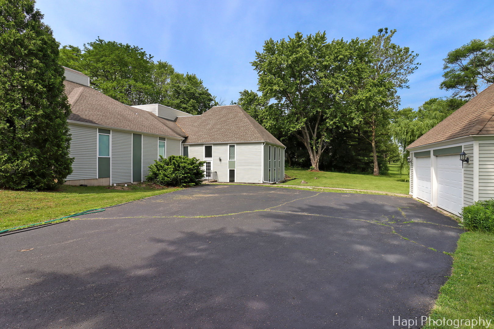 5603 Bull Valley Road, McHenry, IL 60050