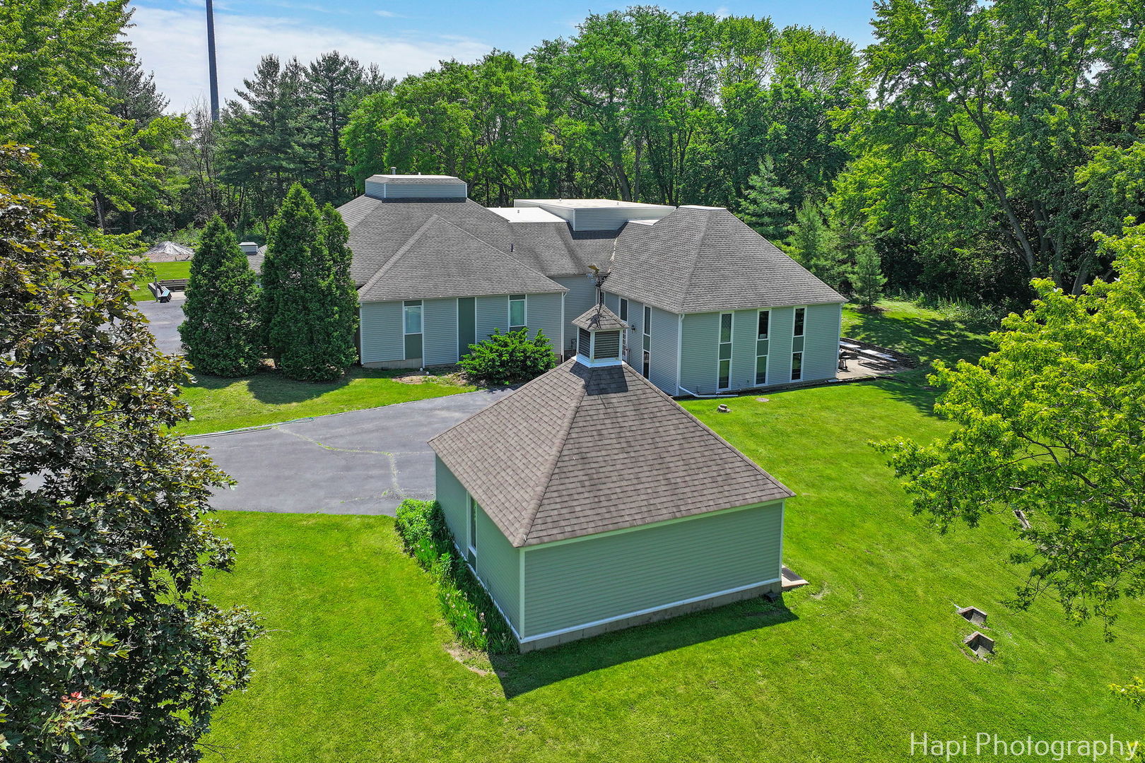 5603 Bull Valley Road, McHenry, IL 60050