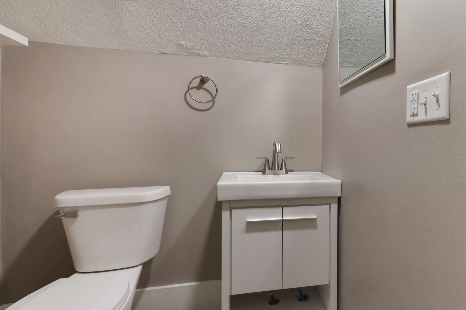 507 W Oakland Avenue, Bloomington, IL 61701