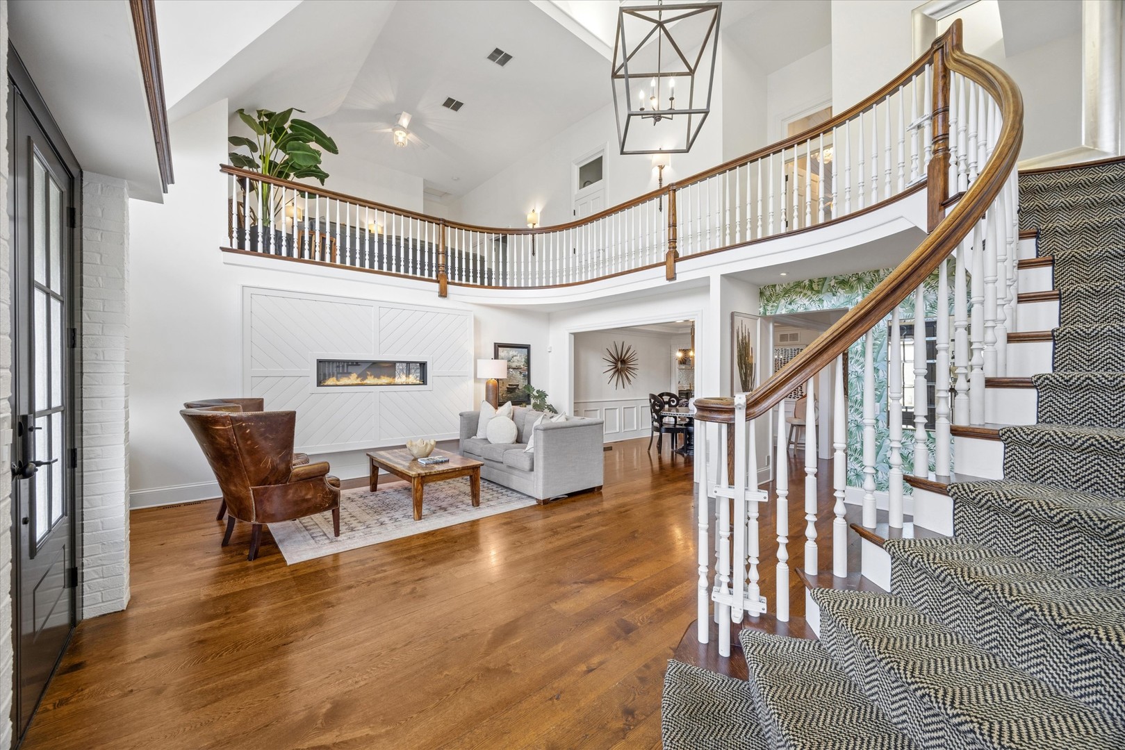 1903 Elmore Avenue, Downers Grove, IL 60515