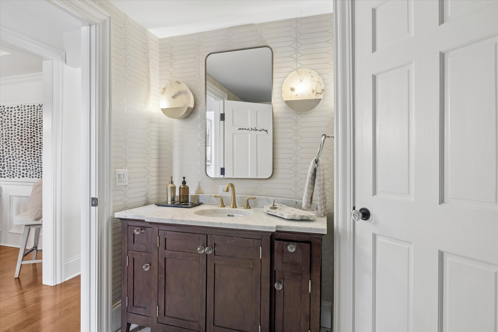 1903 Elmore Avenue, Downers Grove, IL 60515