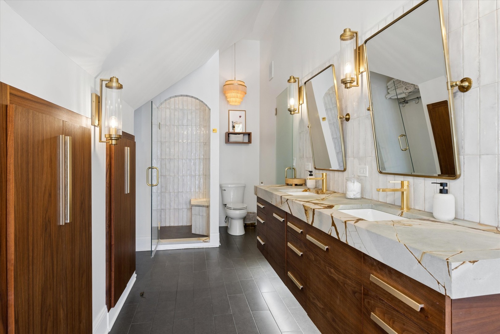 1903 Elmore Avenue, Downers Grove, IL 60515