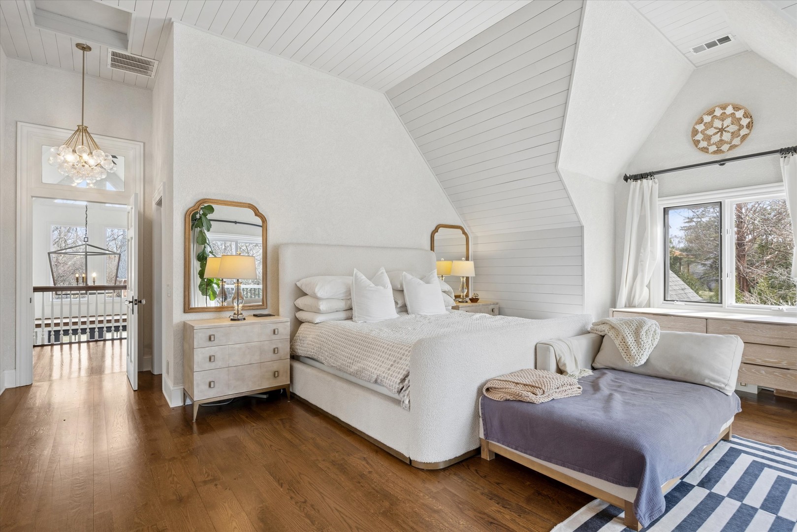 1903 Elmore Avenue, Downers Grove, IL 60515