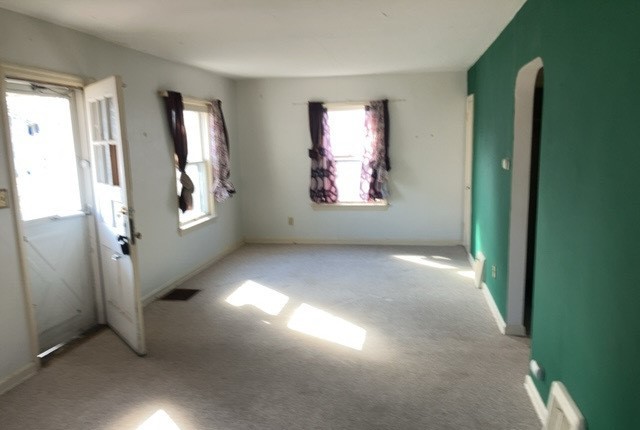 2917 Lawndale Avenue, Rockford, IL 61101