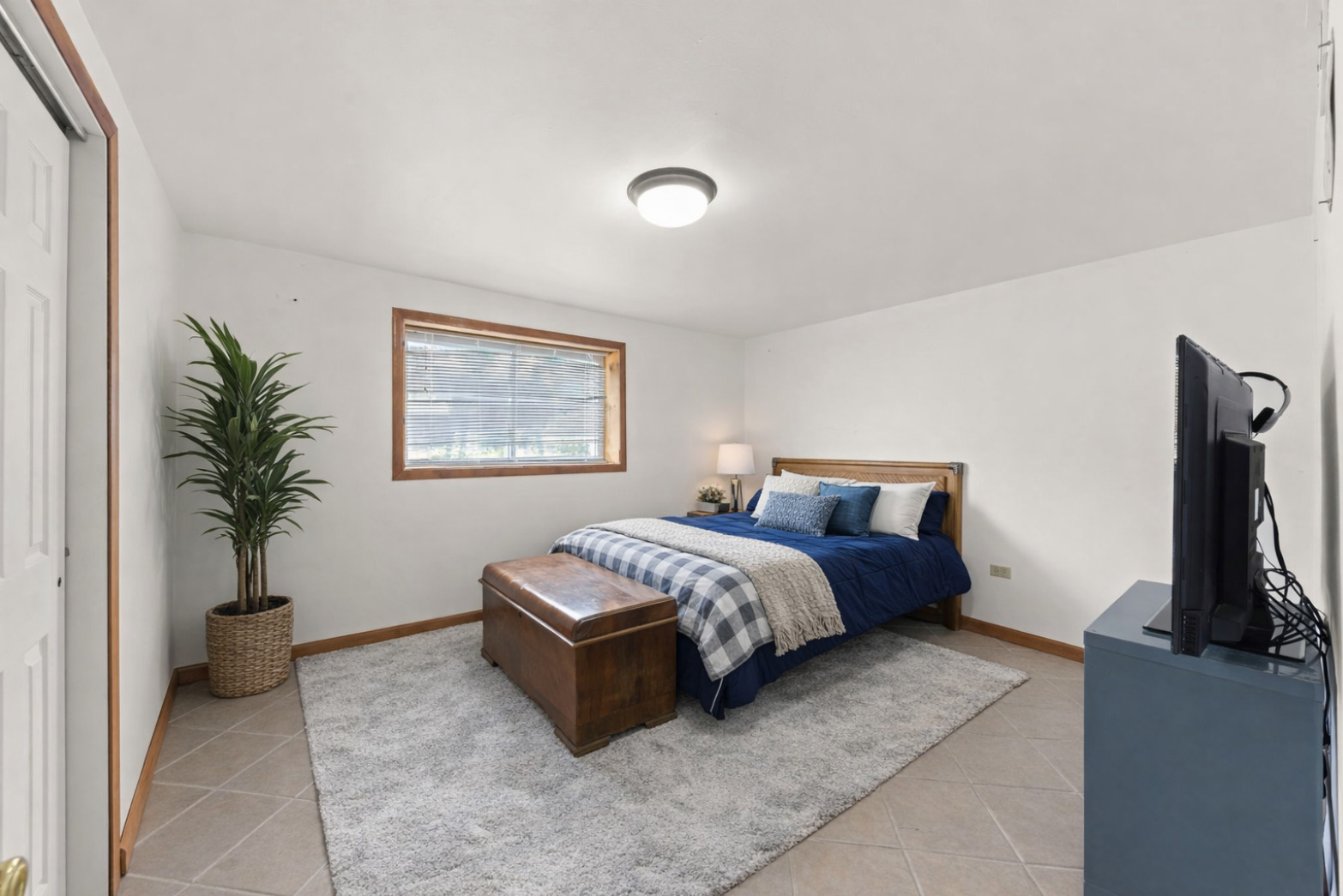 225 E Lincoln Avenue, Glendale Heights, IL 60139