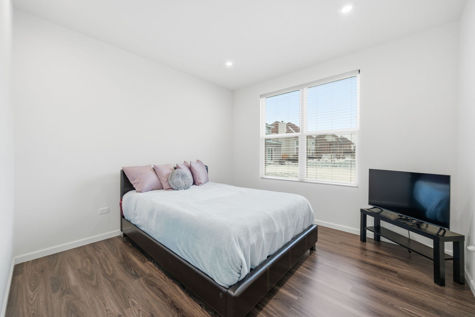 13005 Timber Wood Circle, Plainfield, IL 60585