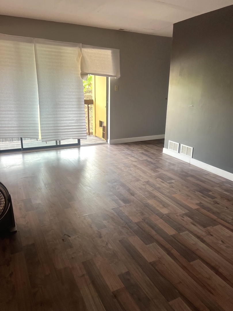 1249 Cunningham Drive #3E, Calumet City, IL 60409