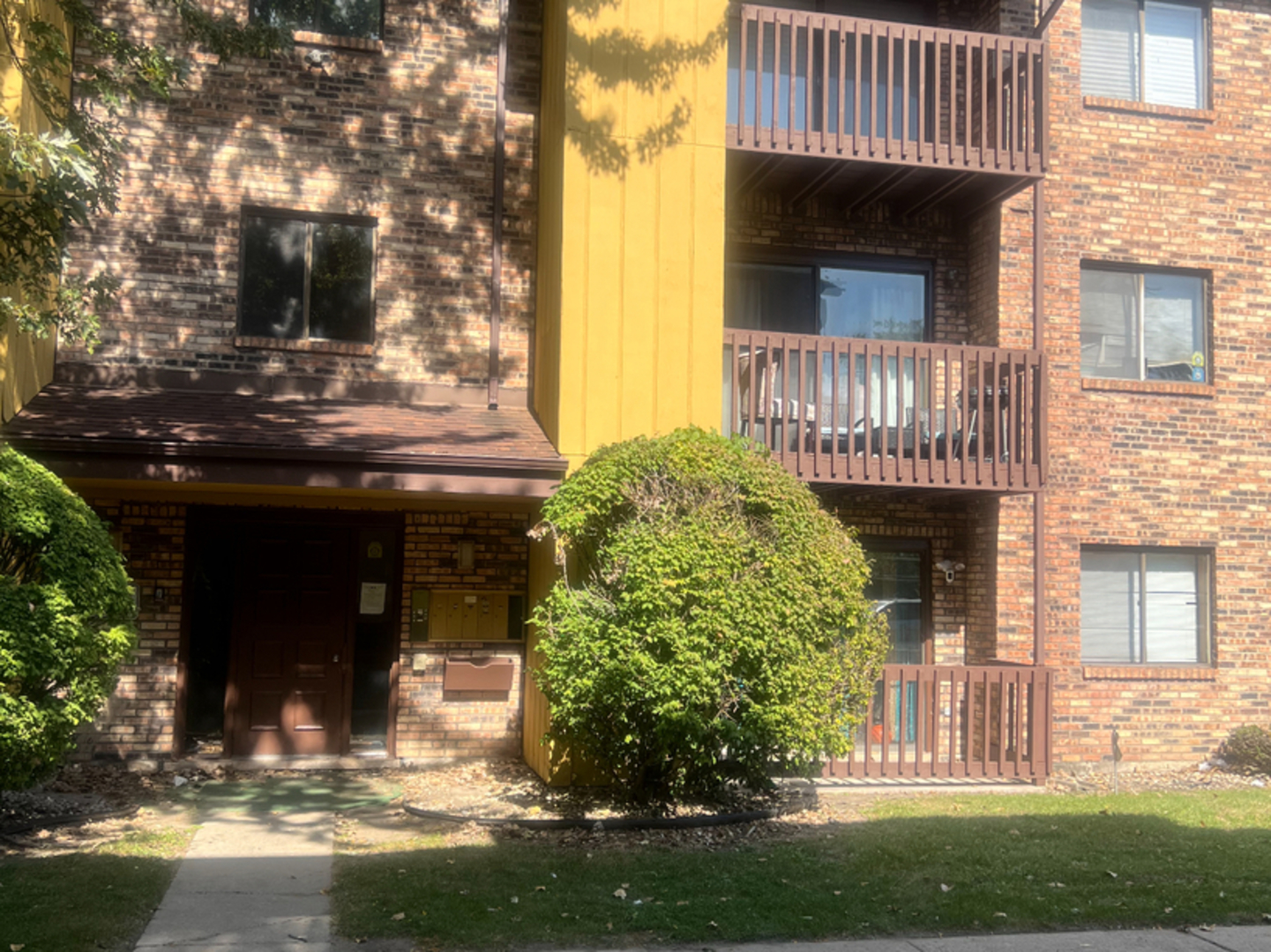 1249 Cunningham Drive #3E, Calumet City, IL 60409