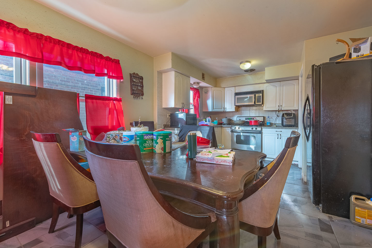 6351 S Kilbourn Avenue, Chicago, IL 60629