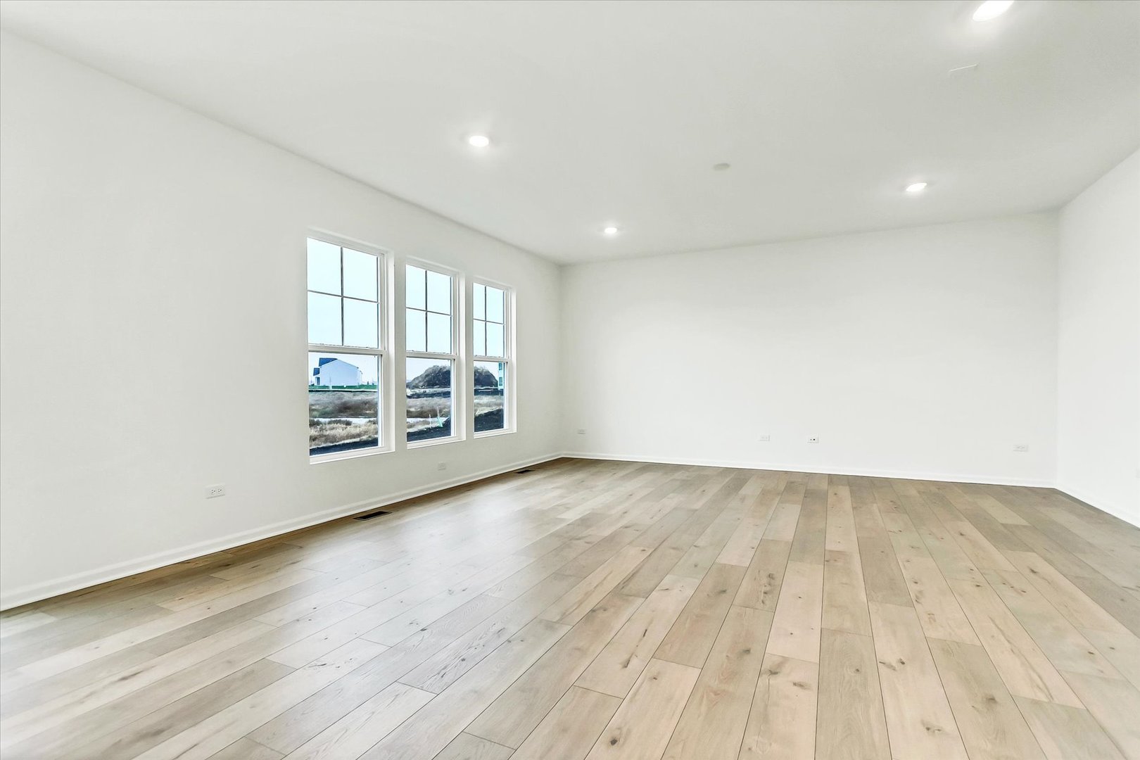 17350 S Victoria Lane, Lockport, IL 60441