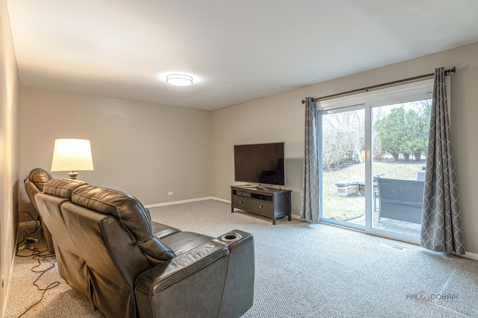 240 Osage Terrace, Buffalo Grove, IL 60089