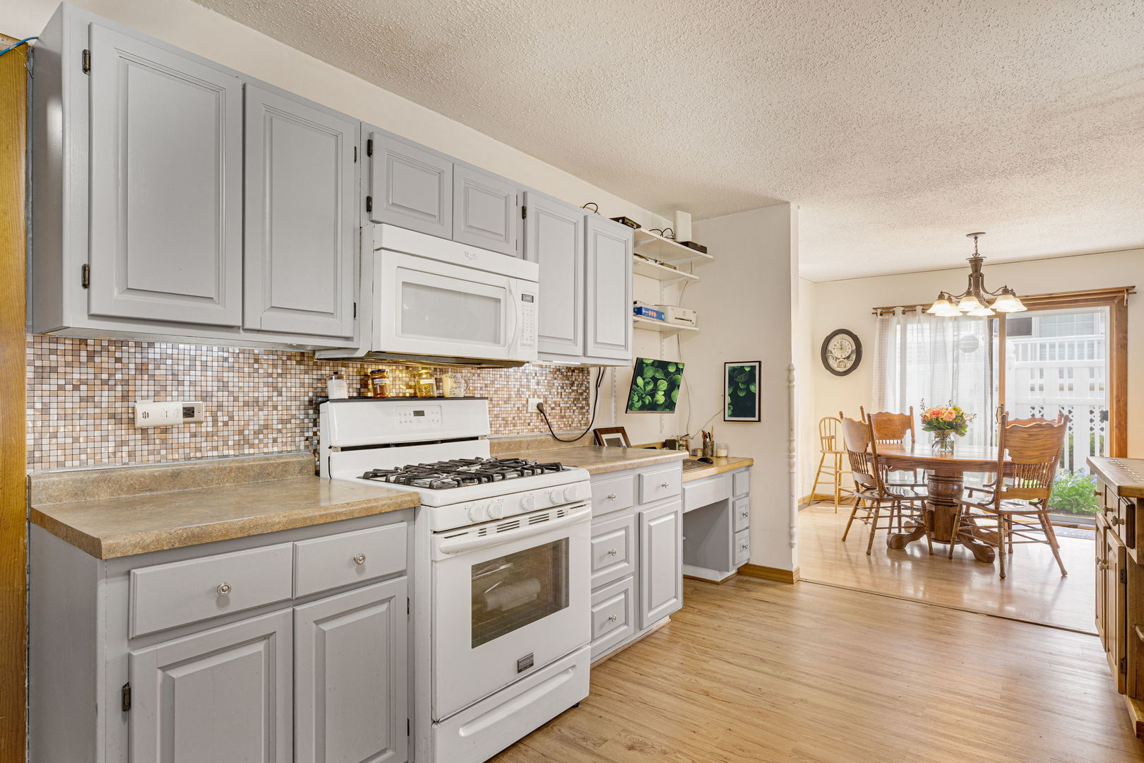 5341 Crescent Lane #D, Oak Forest, IL 60452