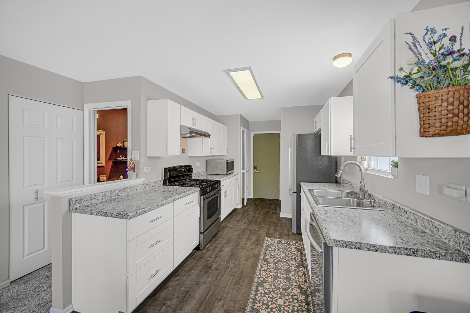 15903 W Iroquois Drive, Lockport, IL 60441