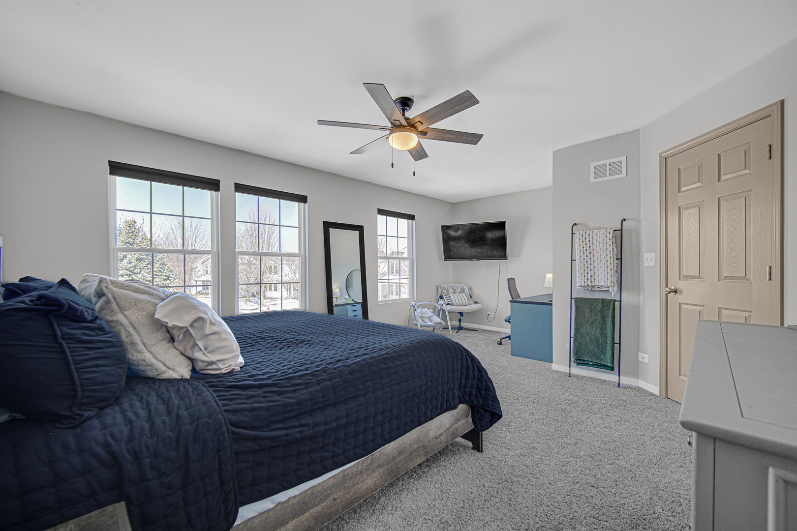 15903 W Iroquois Drive, Lockport, IL 60441