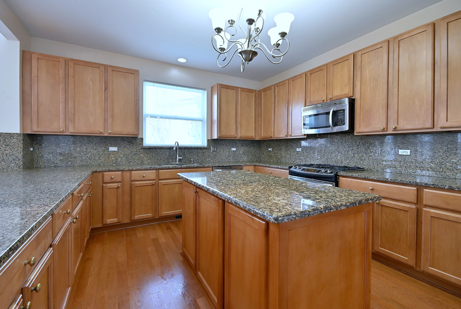 2914 Kelly Drive, Elgin, IL 60124