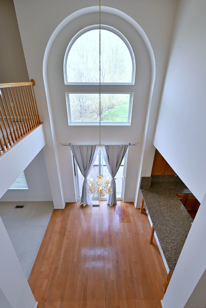 2914 Kelly Drive, Elgin, IL 60124