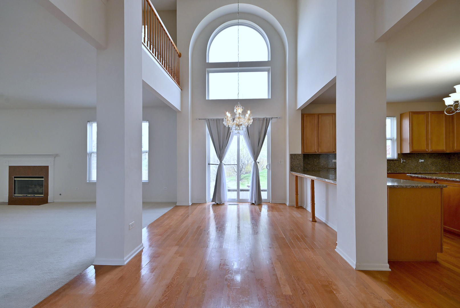 2914 Kelly Drive, Elgin, IL 60124