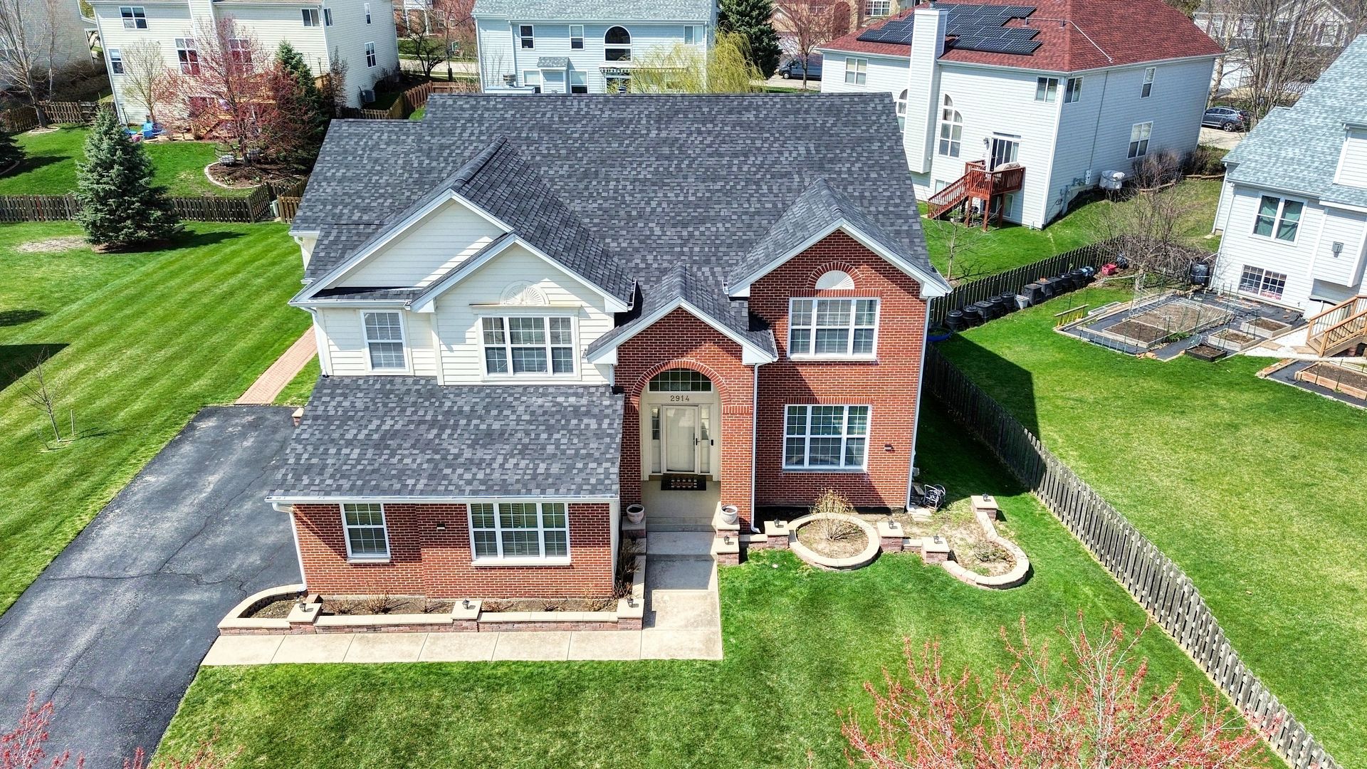 2914 Kelly Drive, Elgin, IL 60124