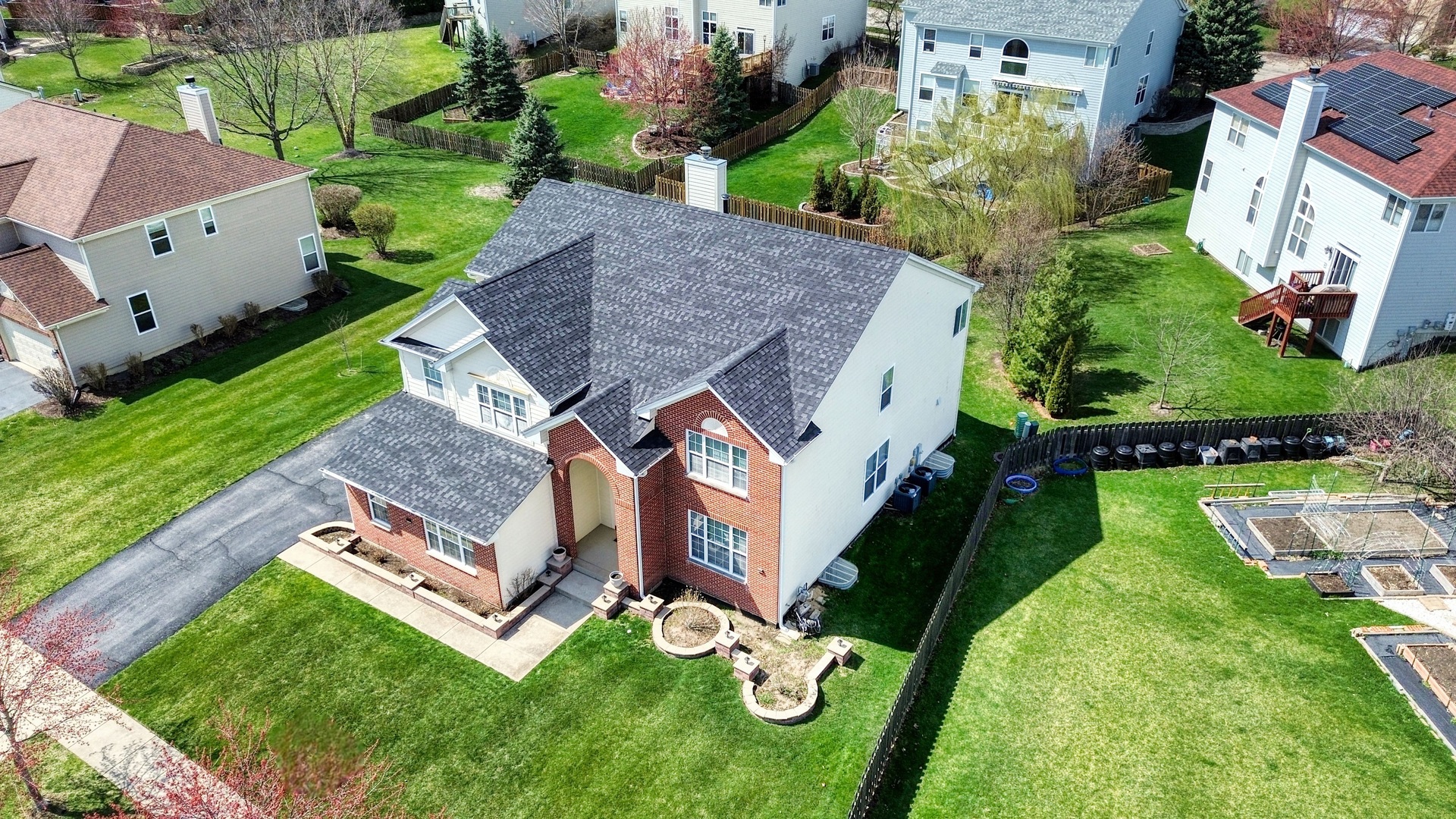 2914 Kelly Drive, Elgin, IL 60124