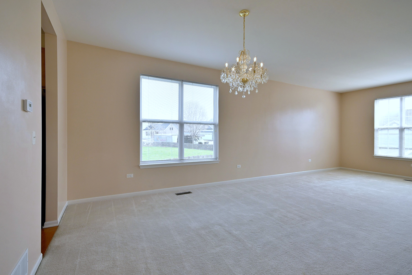 2914 Kelly Drive, Elgin, IL 60124