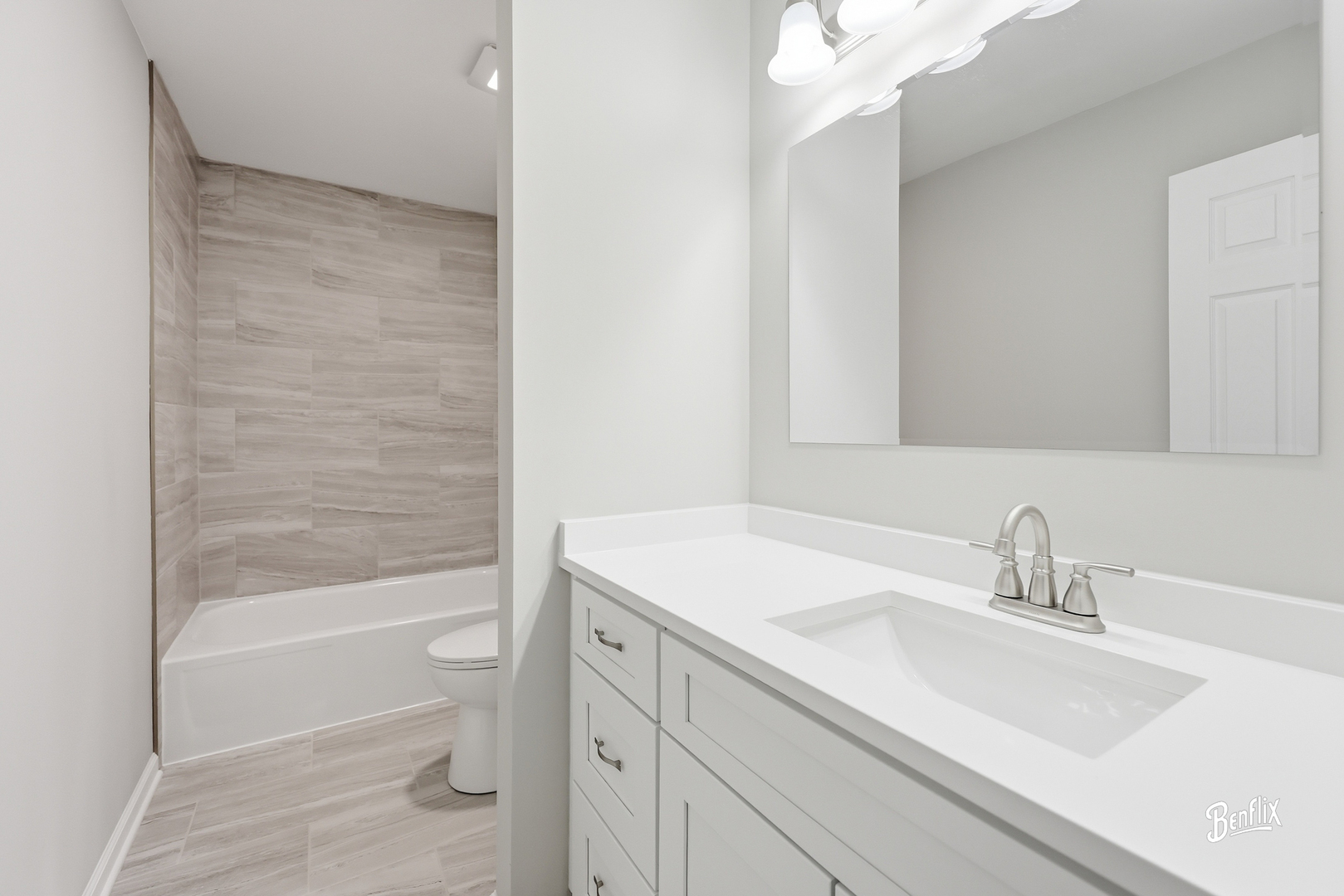 1005 Cooper Court, Buffalo Grove, IL 60089