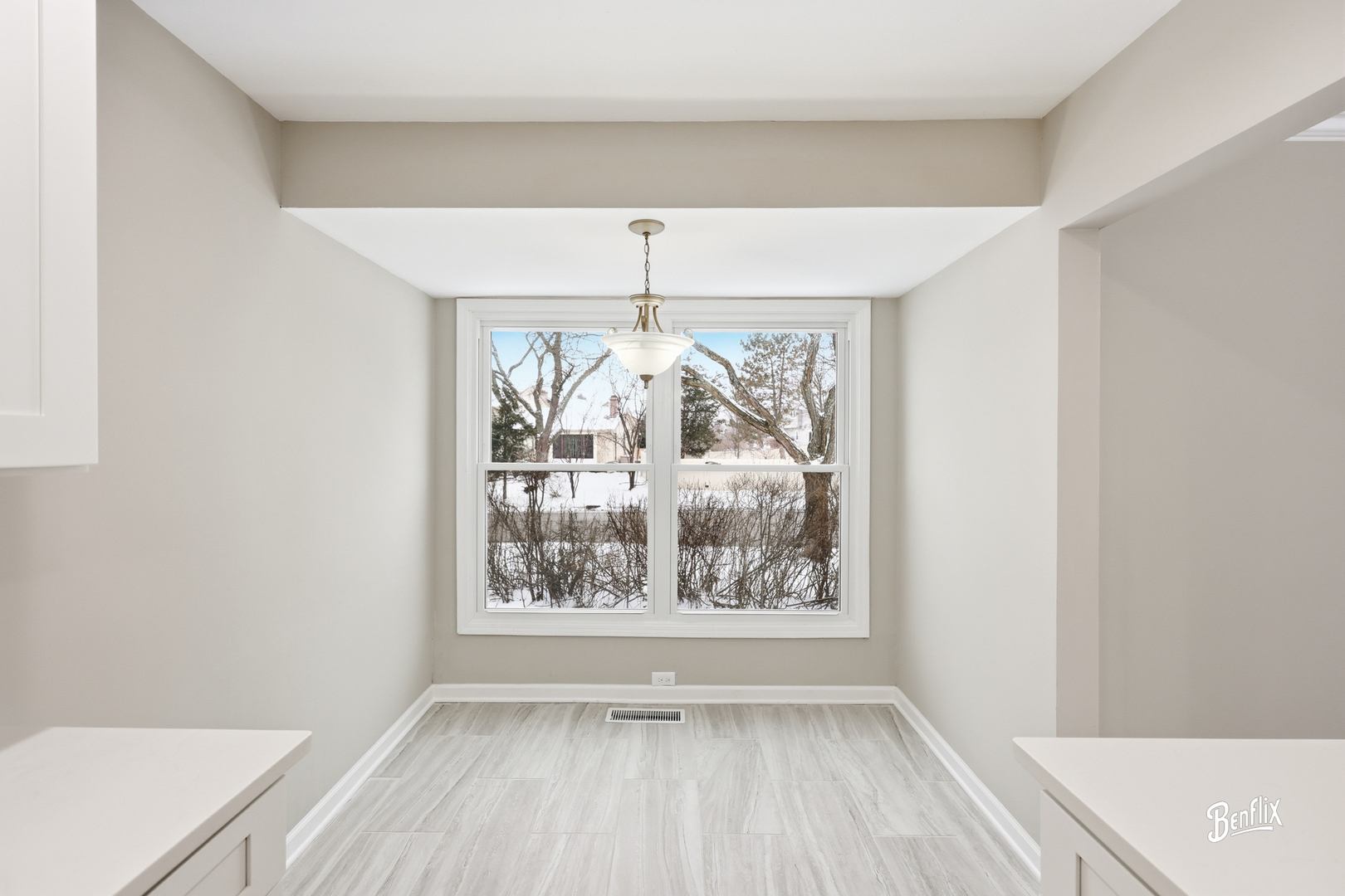 1005 Cooper Court, Buffalo Grove, IL 60089