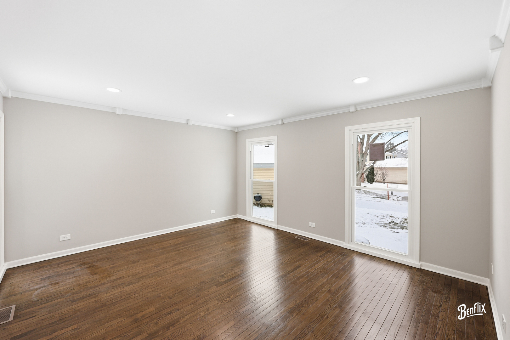 1005 Cooper Court, Buffalo Grove, IL 60089