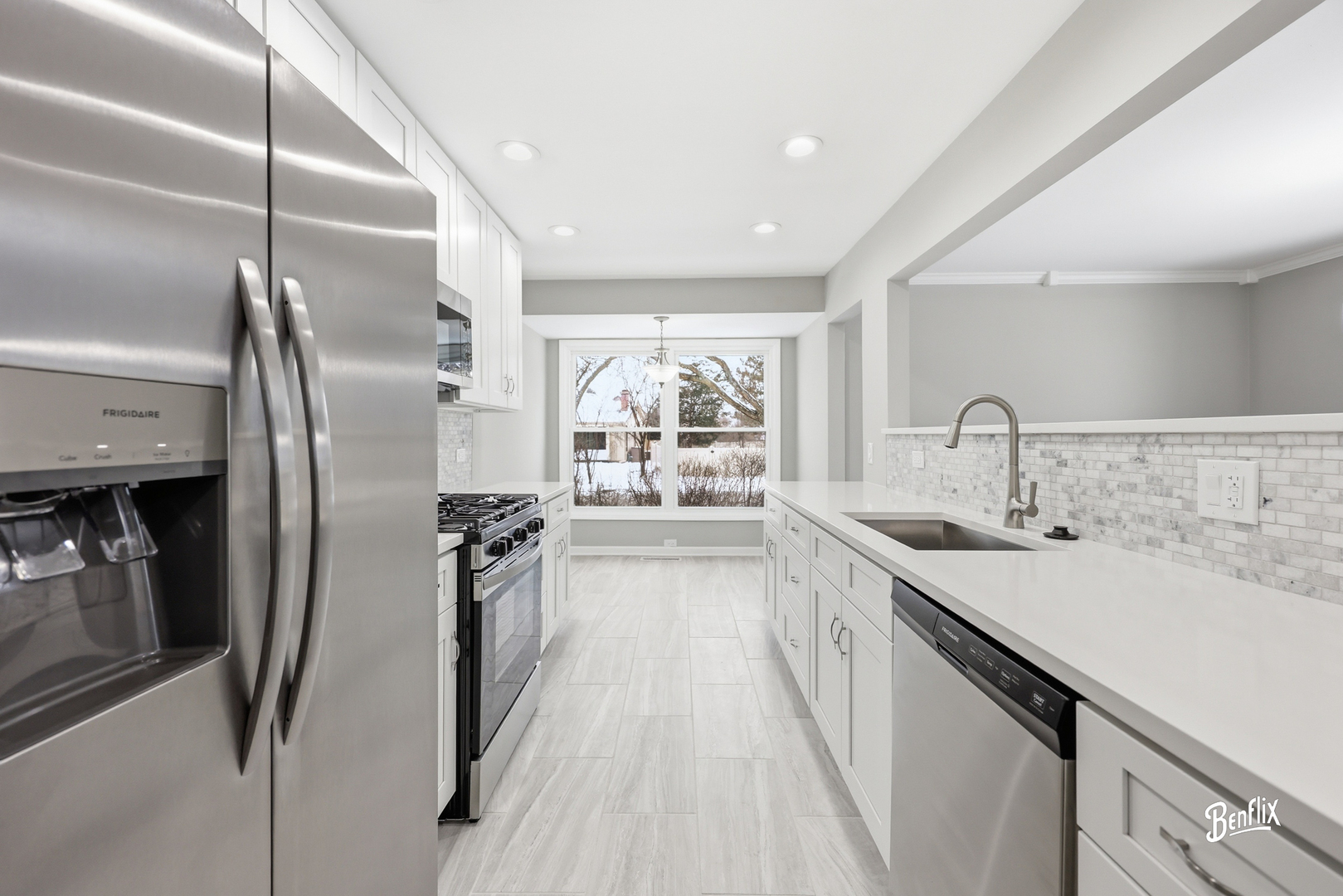 1005 Cooper Court, Buffalo Grove, IL 60089