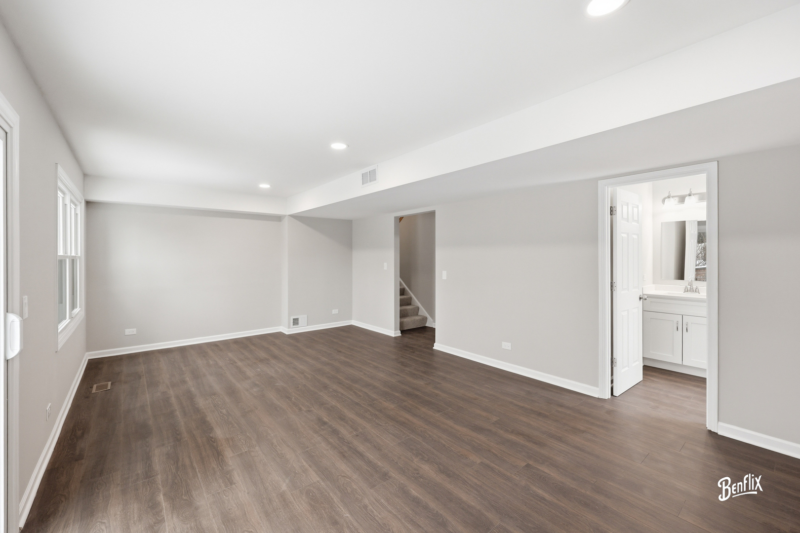 1005 Cooper Court, Buffalo Grove, IL 60089