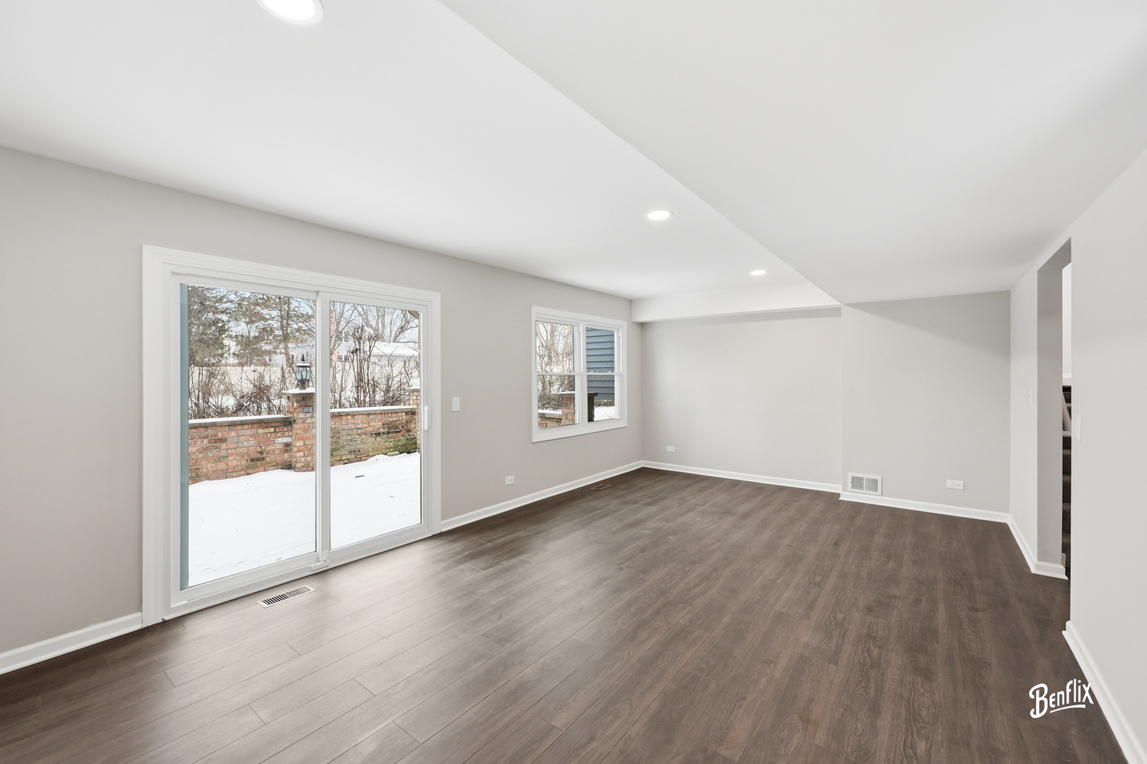 1005 Cooper Court, Buffalo Grove, IL 60089