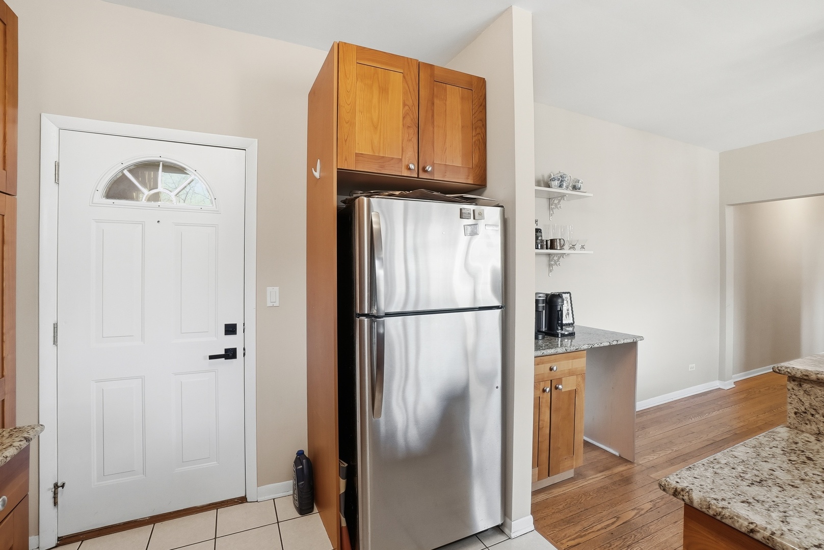 7657 N Greenview Avenue #2, Chicago, IL 60626