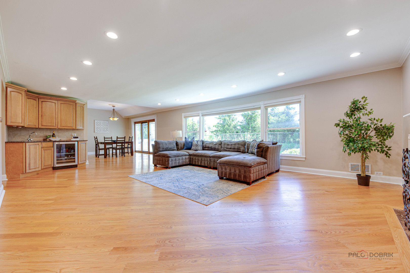130 Westmoreland Drive, Wilmette, IL 60091