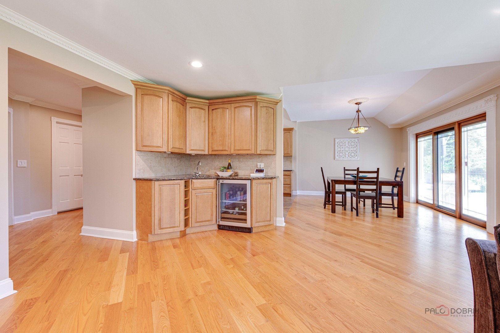 130 Westmoreland Drive, Wilmette, IL 60091