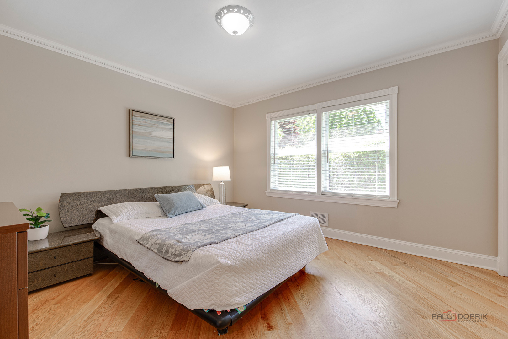 130 Westmoreland Drive, Wilmette, IL 60091