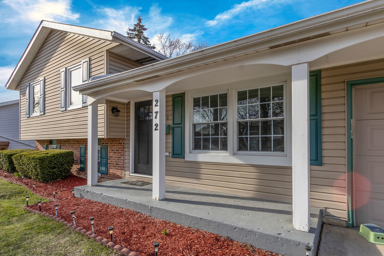 272 E Wrightwood Avenue, Glendale Heights, IL 60139