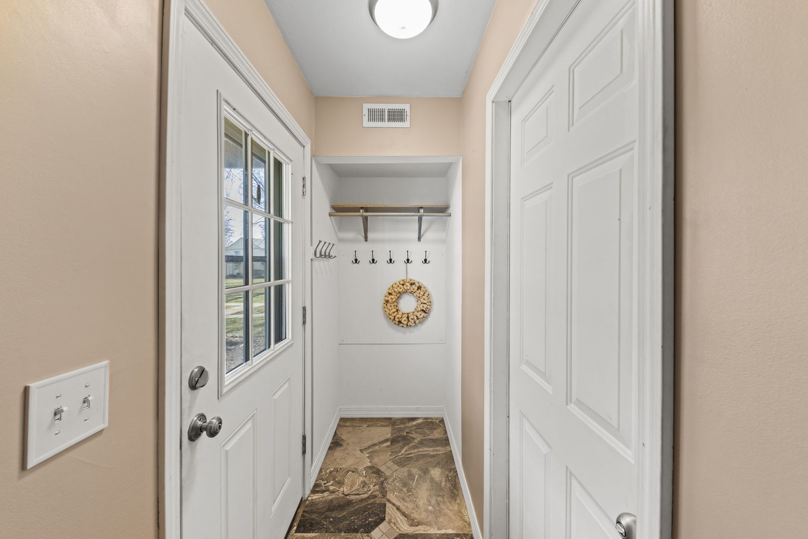 1675 Valley Forge Court #A, Wheaton, IL 60189